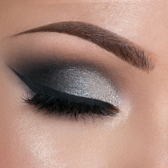 🌟💙STARDUST Medusa Makeup Glam Rock Eyeshadow NWT - Picture 2 of 5